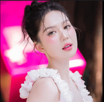 Ngoc Trinh Net Worth
